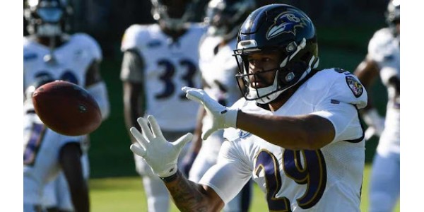 Comment Earl Thomas, qui s'est faufilé sept fois dans le Pro Bowl, peut-il soudainement éclater d'émotions